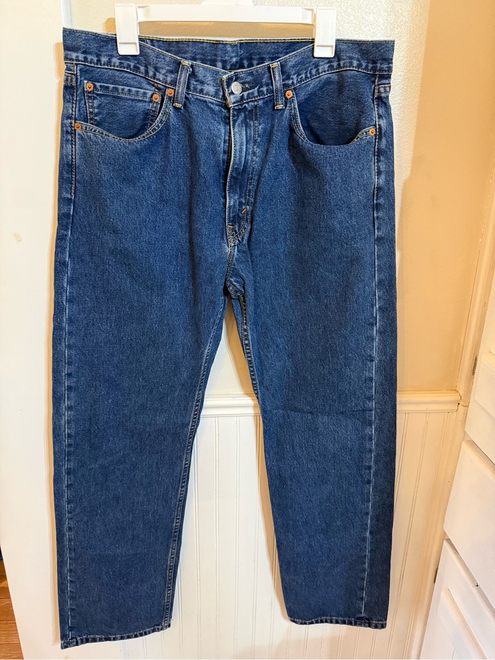 Levi's Men's Dark Blue Relaxed Fit Jeans